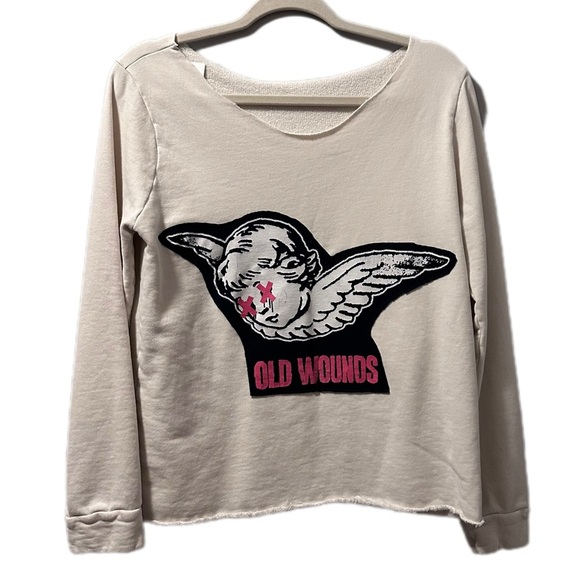 Sweatshirt handmade with old wounds up cycle cracked graphic raw hem - Picture 1 of 7